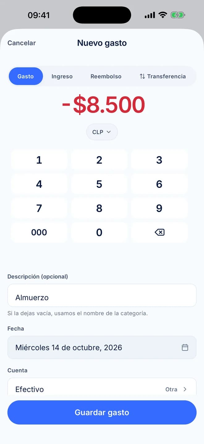 Formulario Nuevo gasto con un monto de 8.500 pesos, la descripción Almuerzo y la cuenta Efectivo